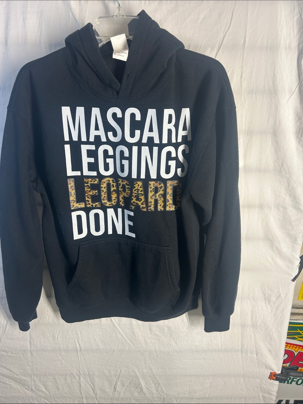 Black "Mascara Leggings Leopard Done" Pullover Hoodie